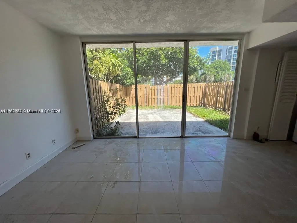 816 NE 27th Ave, #816