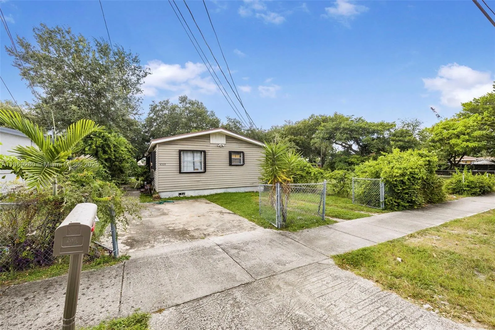 4510 NW 33rd Ave