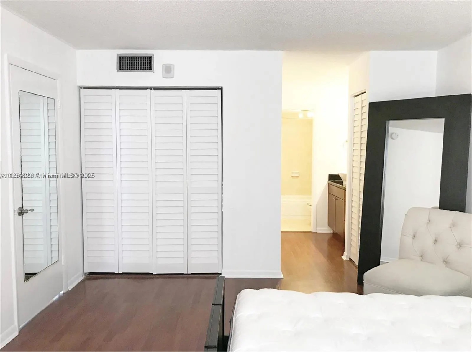 6900 Bay Dr, #7F