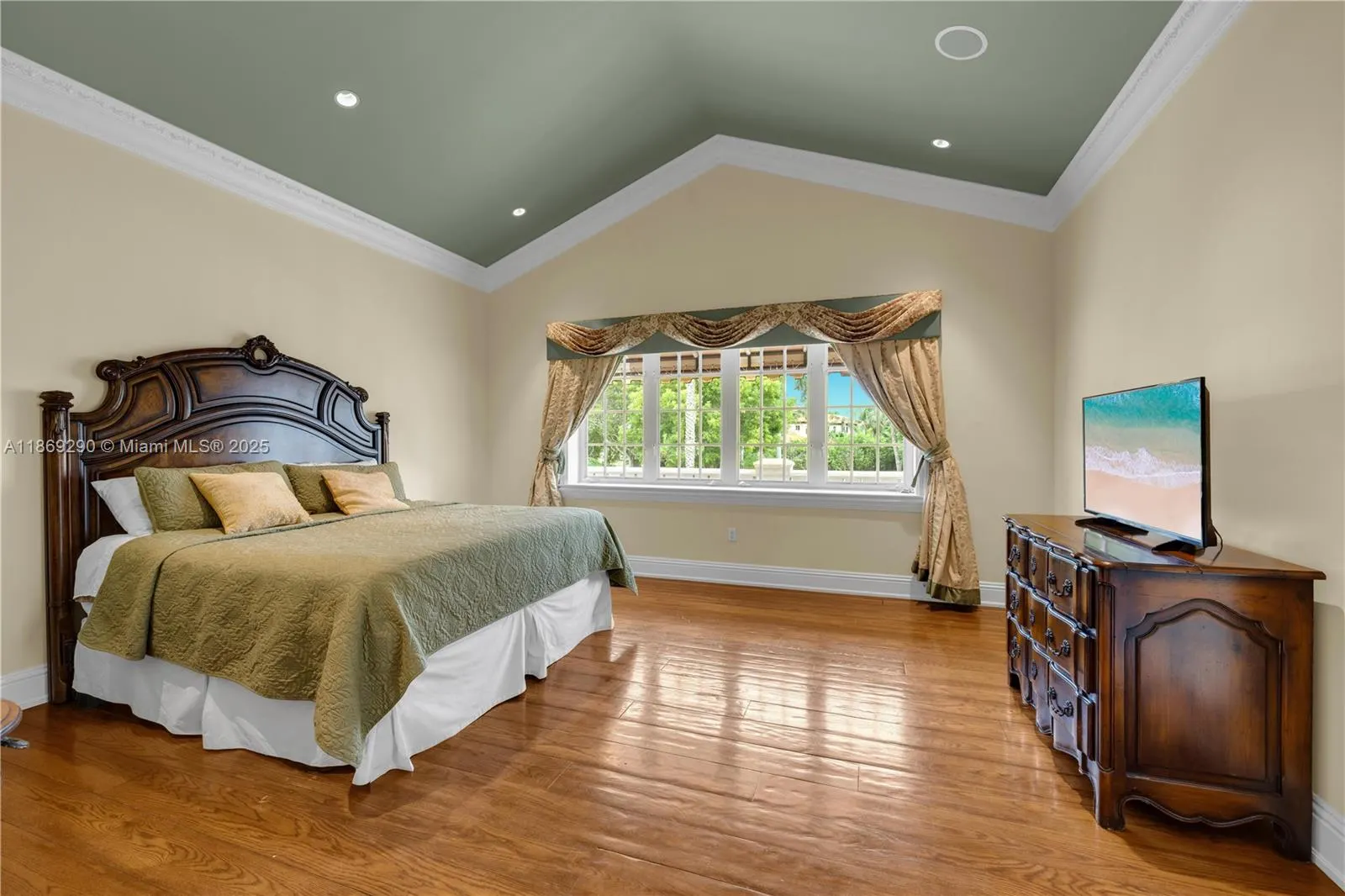 13671 Deering Bay Dr.
