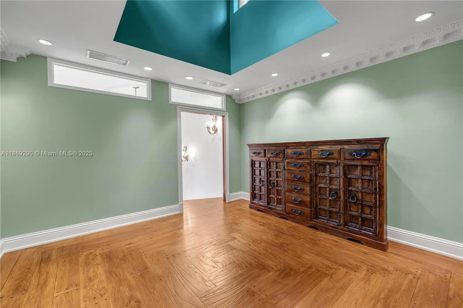 13671 Deering Bay Dr.