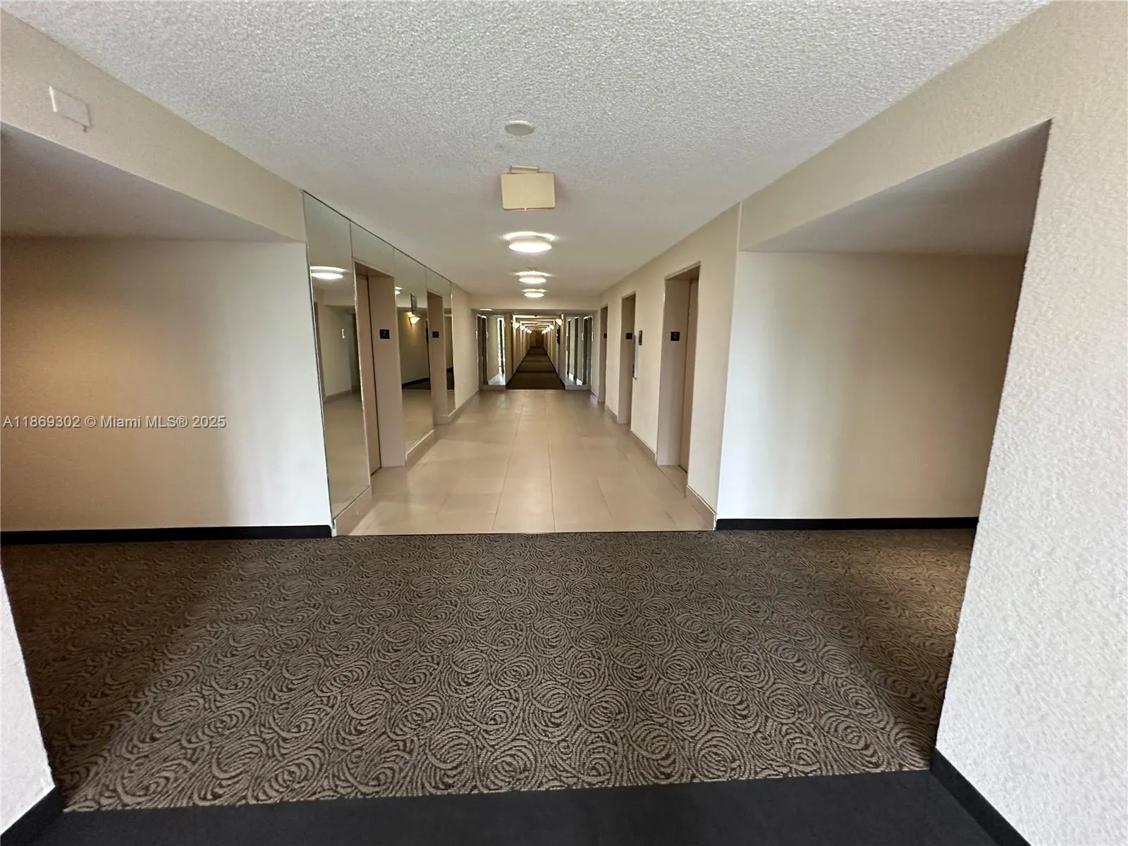 100 Bayview Dr, #221