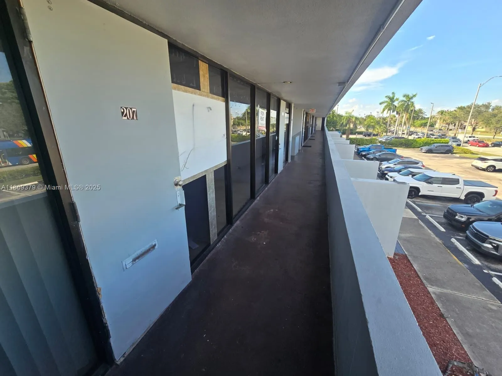 2501 N State Road 7, #207