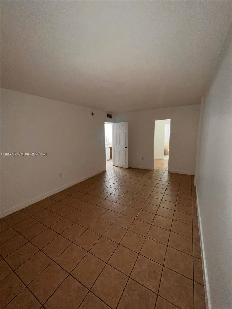 1800 Sans Souci Blvd, #106