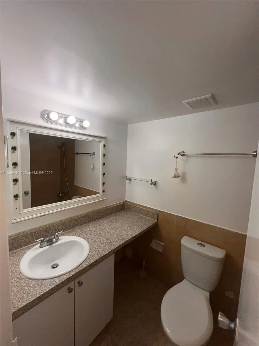 1800 Sans Souci Blvd, #106