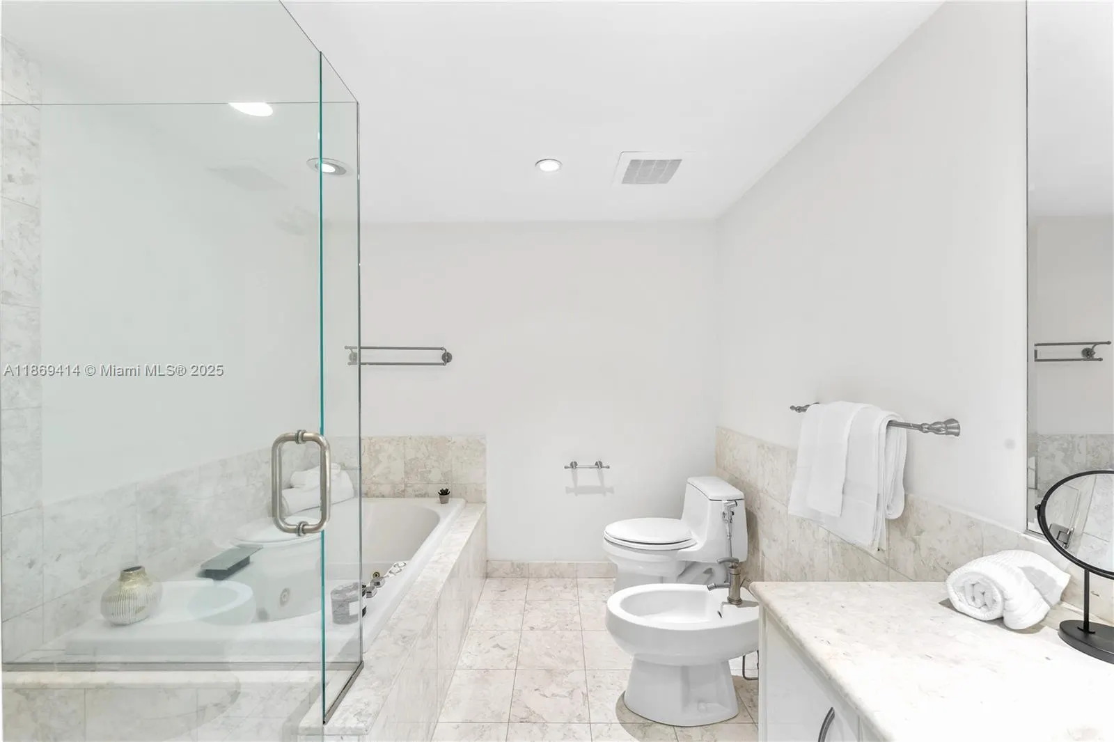 1331 Brickell Bay Dr, #1706