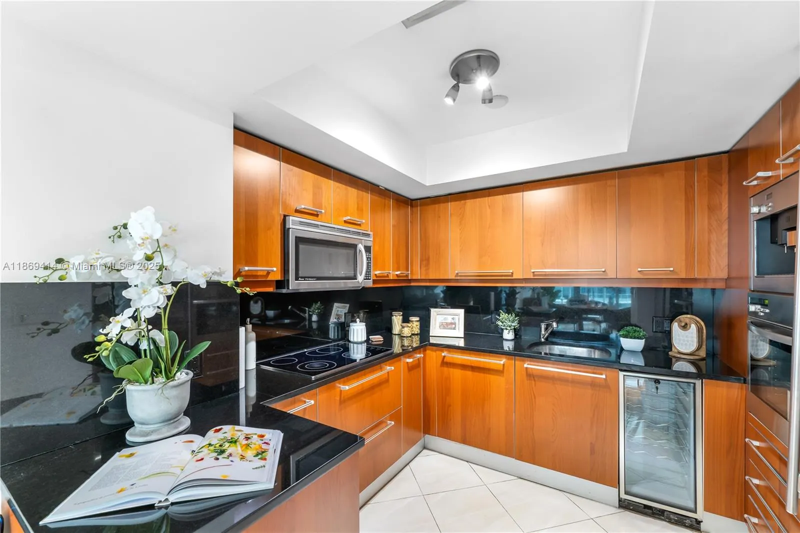 1331 Brickell Bay Dr, #1706