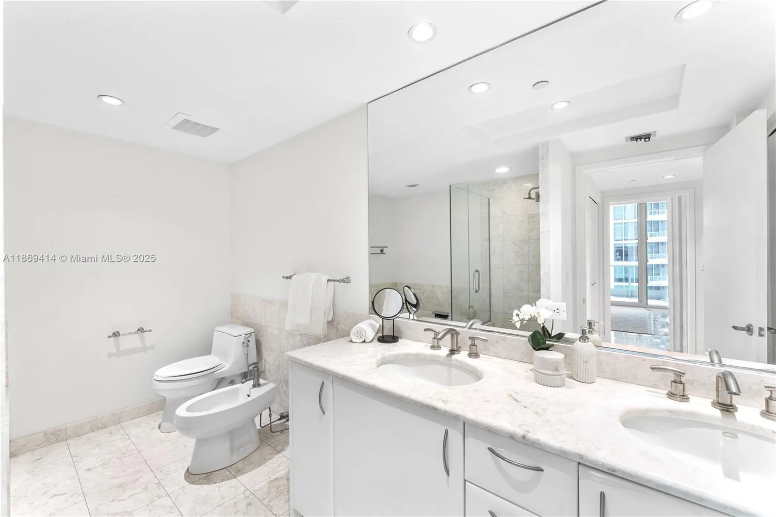 1331 Brickell Bay Dr, #1706