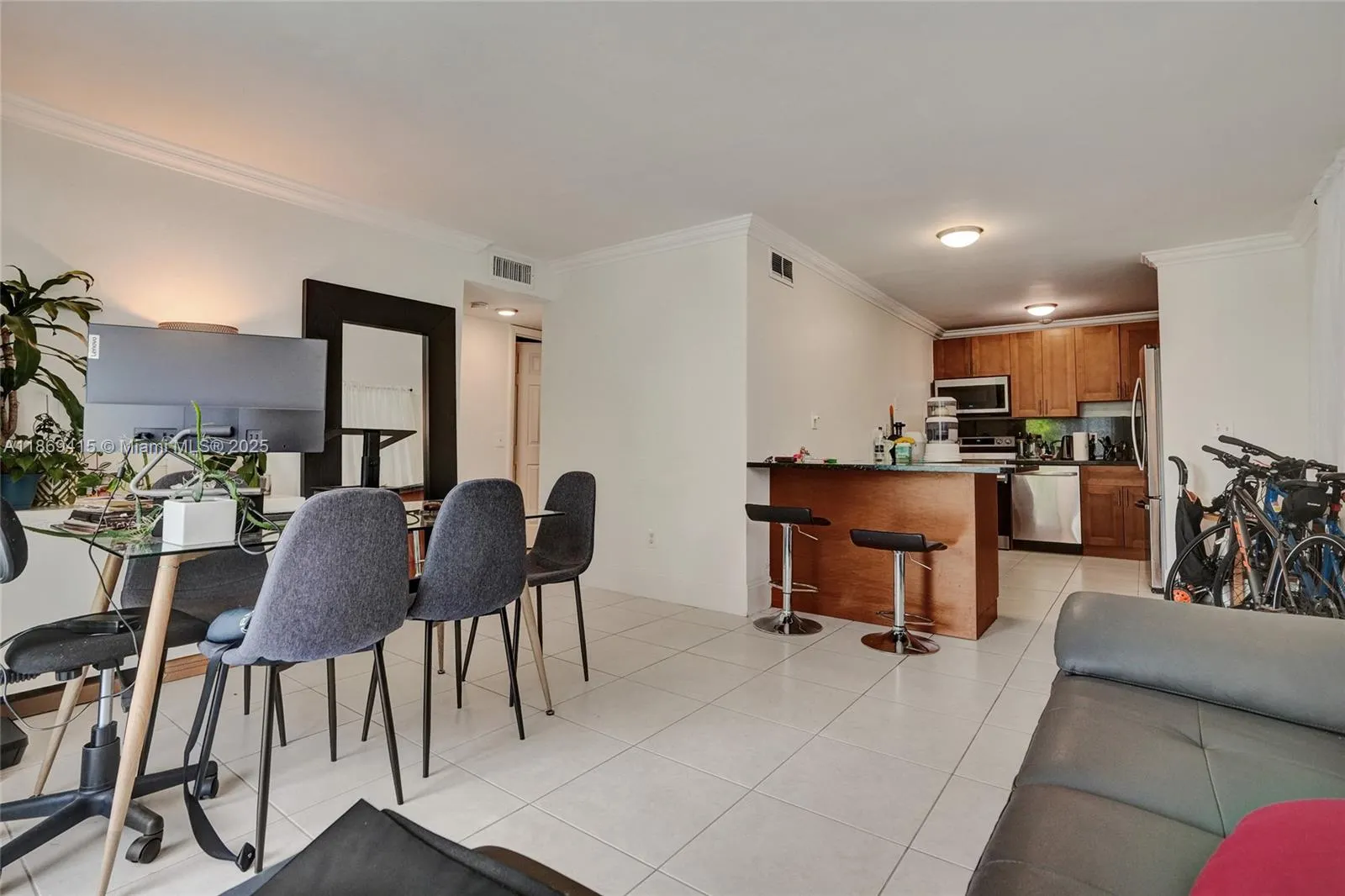 1801 S Treasure Dr, #329