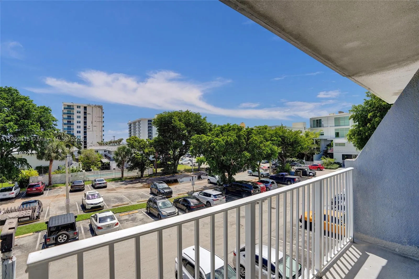 1801 S Treasure Dr, #329