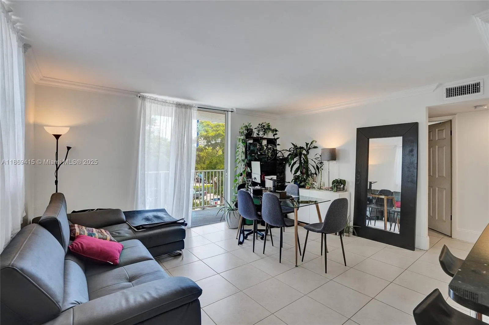 1801 S Treasure Dr, #329