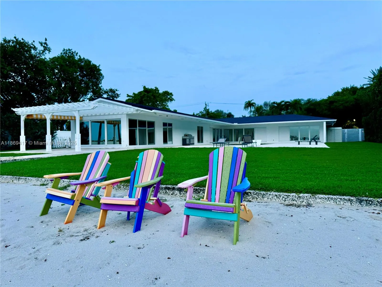 200 Harbor Dr
