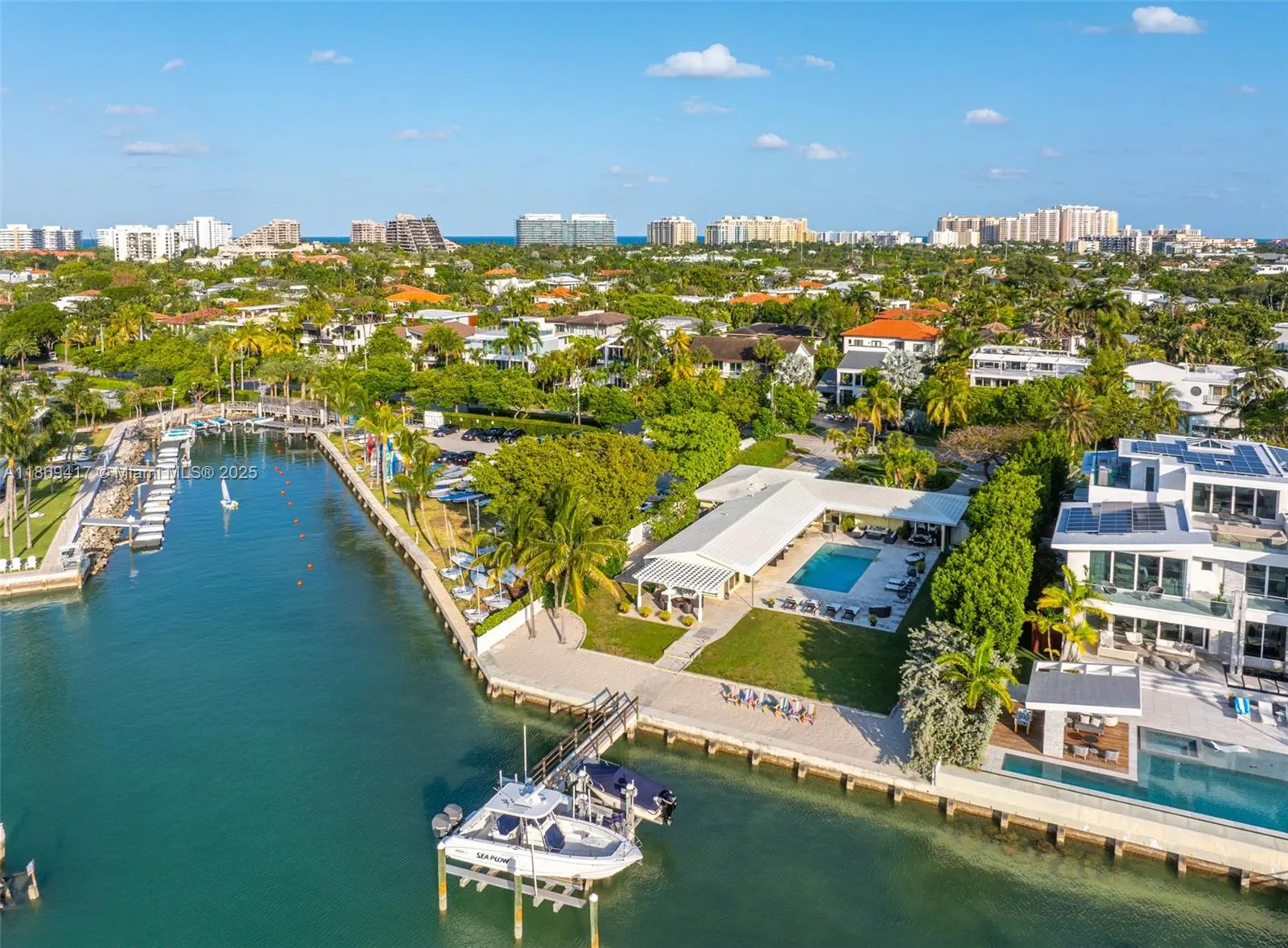 200 Harbor Dr