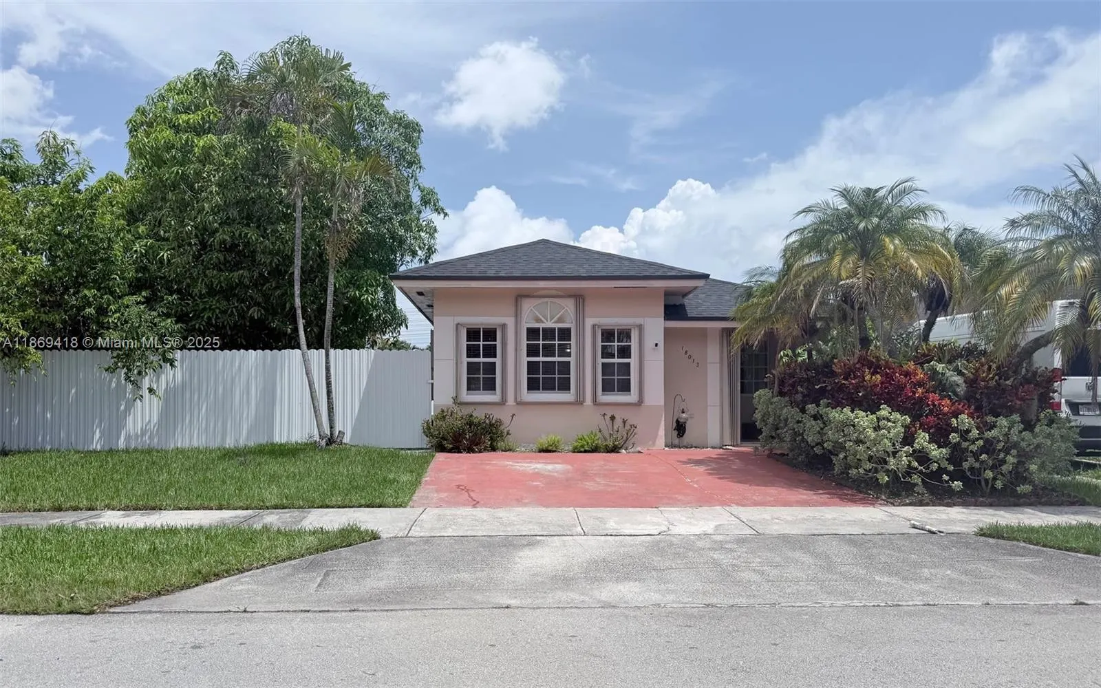 18013 SW 139th Pl