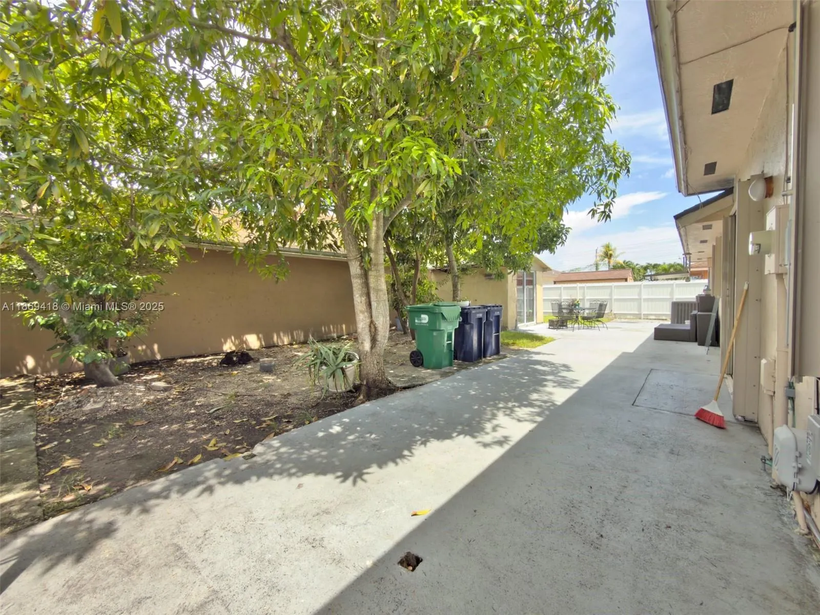 18013 SW 139th Pl