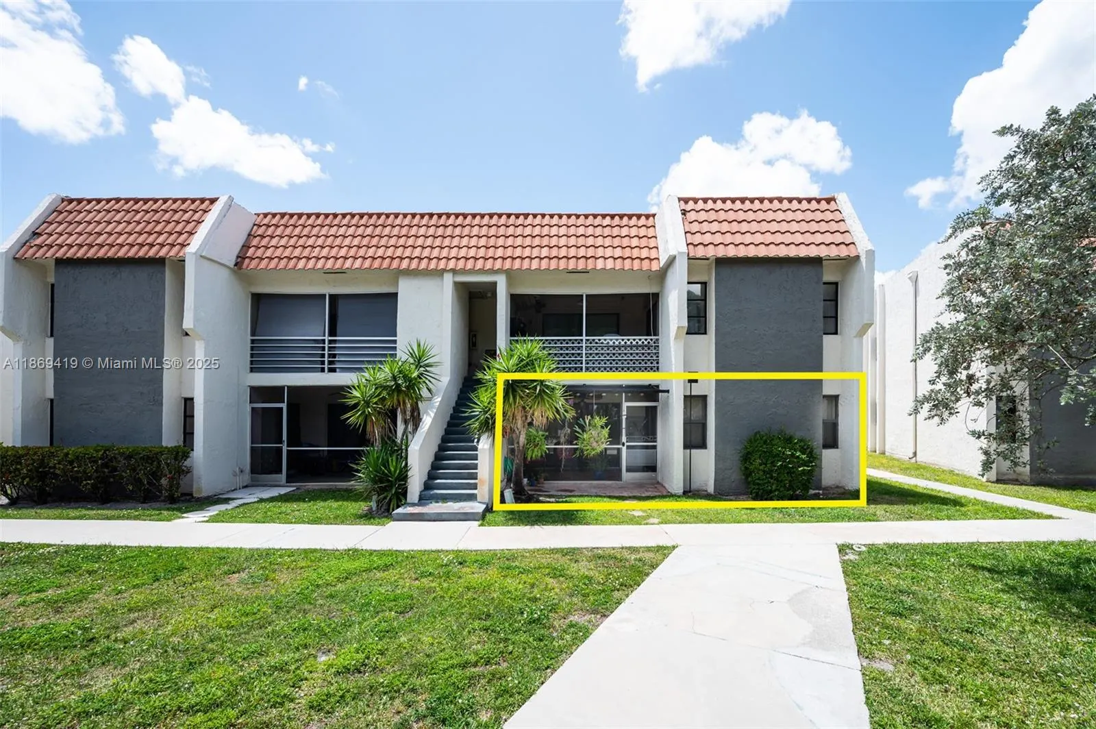 3133 Coral Hills Dr, #9