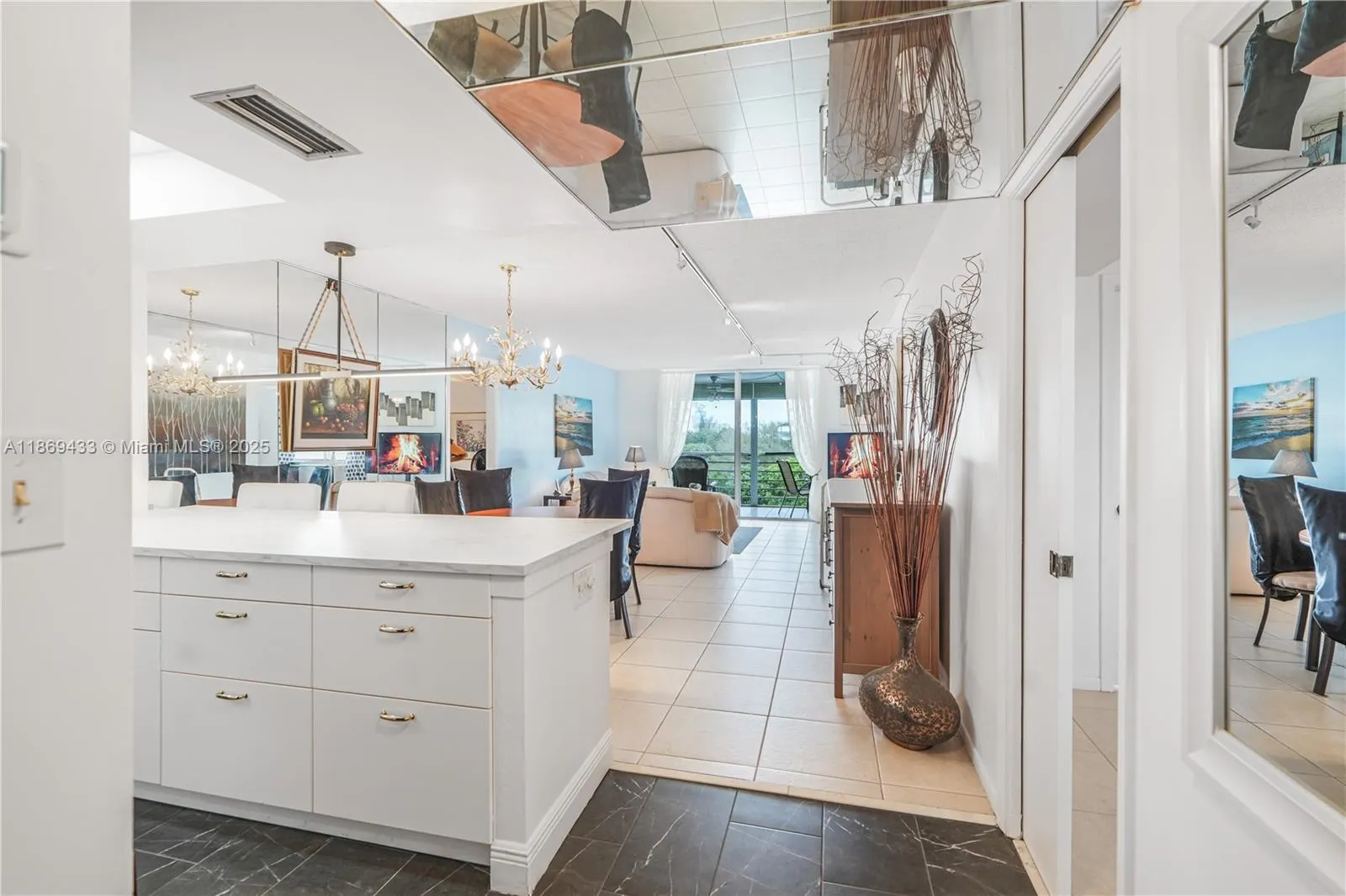 6100 NW 2nd Ave, #423