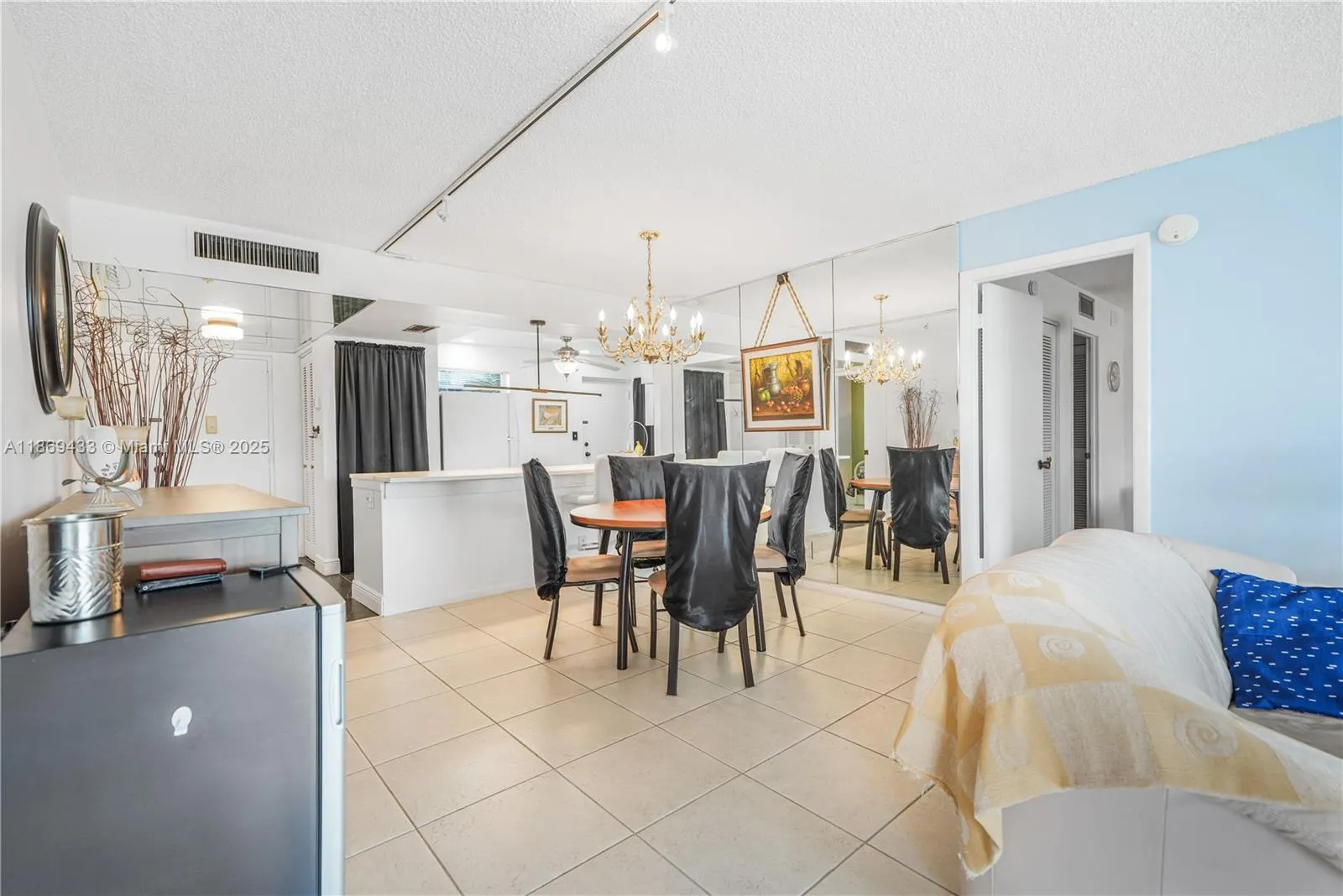 6100 NW 2nd Ave, #423