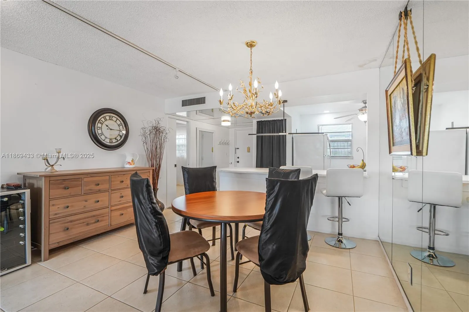 6100 NW 2nd Ave, #423