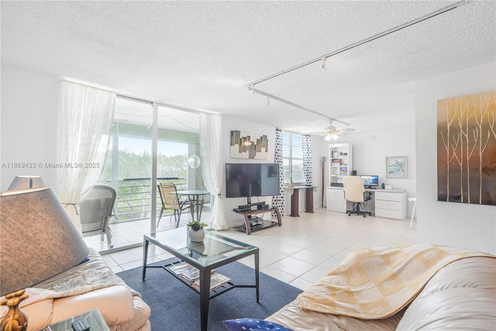 6100 NW 2nd Ave, #423