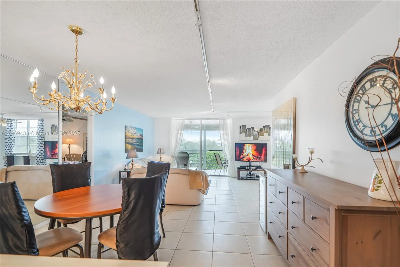 6100 NW 2nd Ave, #423