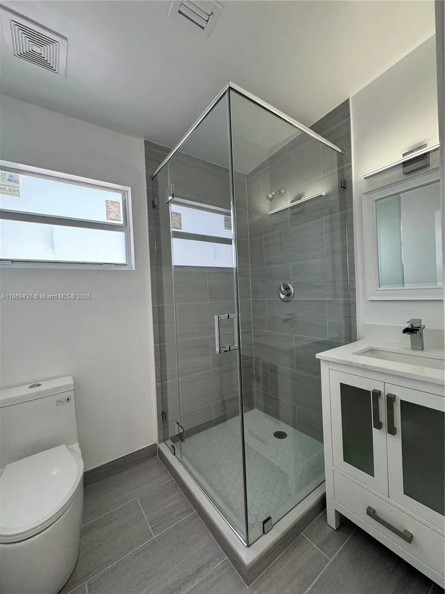 526 NW 6th