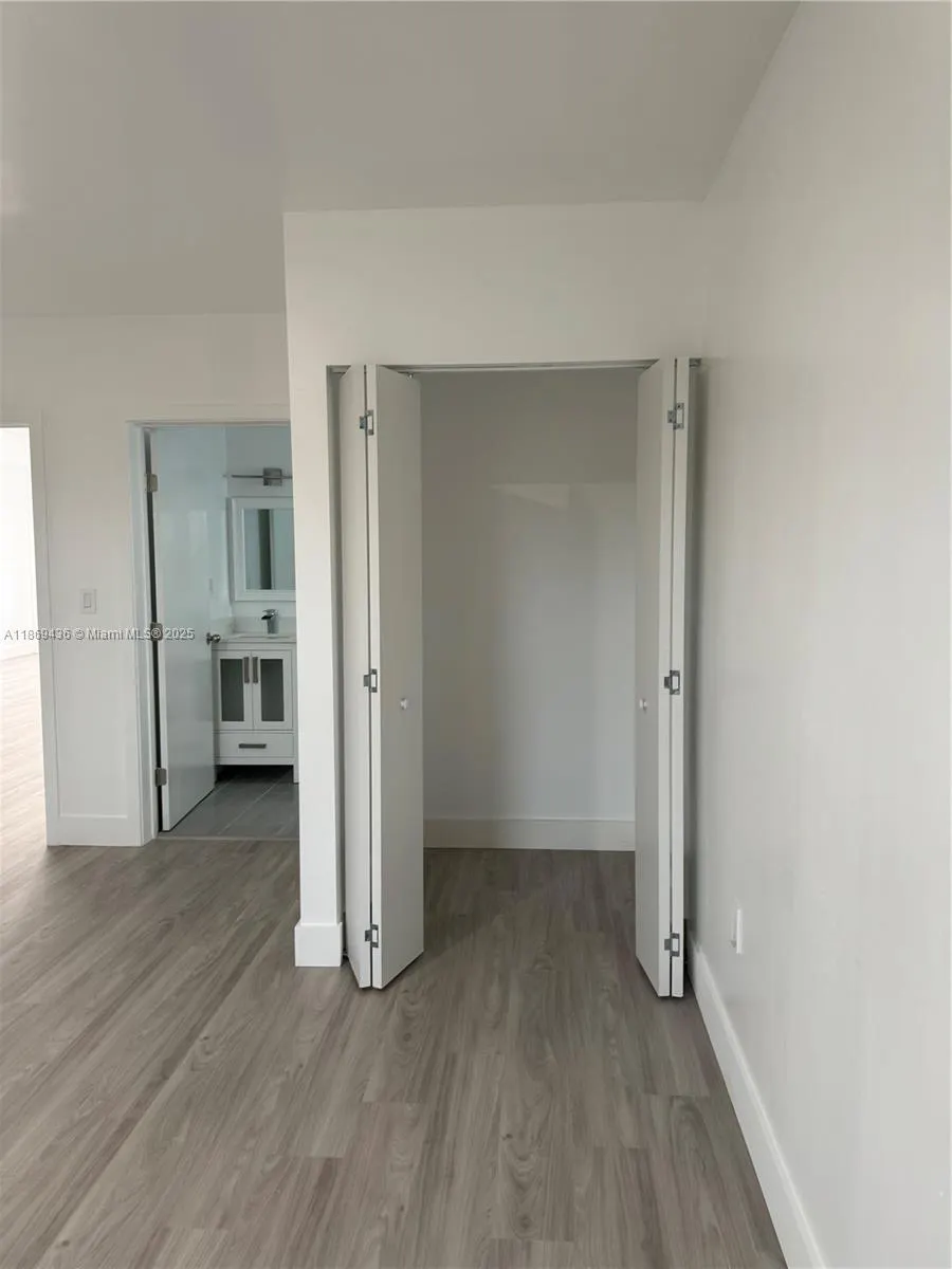 526 NW 6th