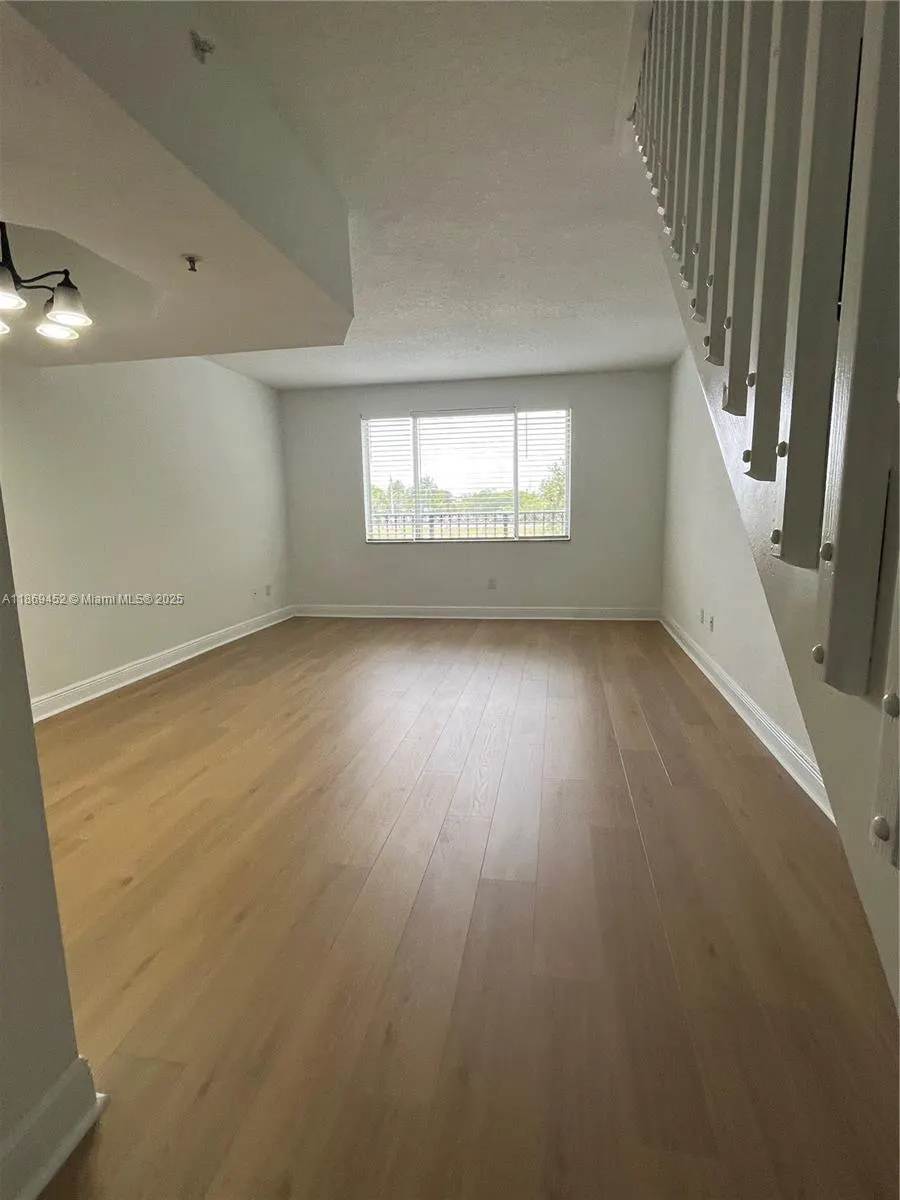 751 SW 148th Ave, #1006