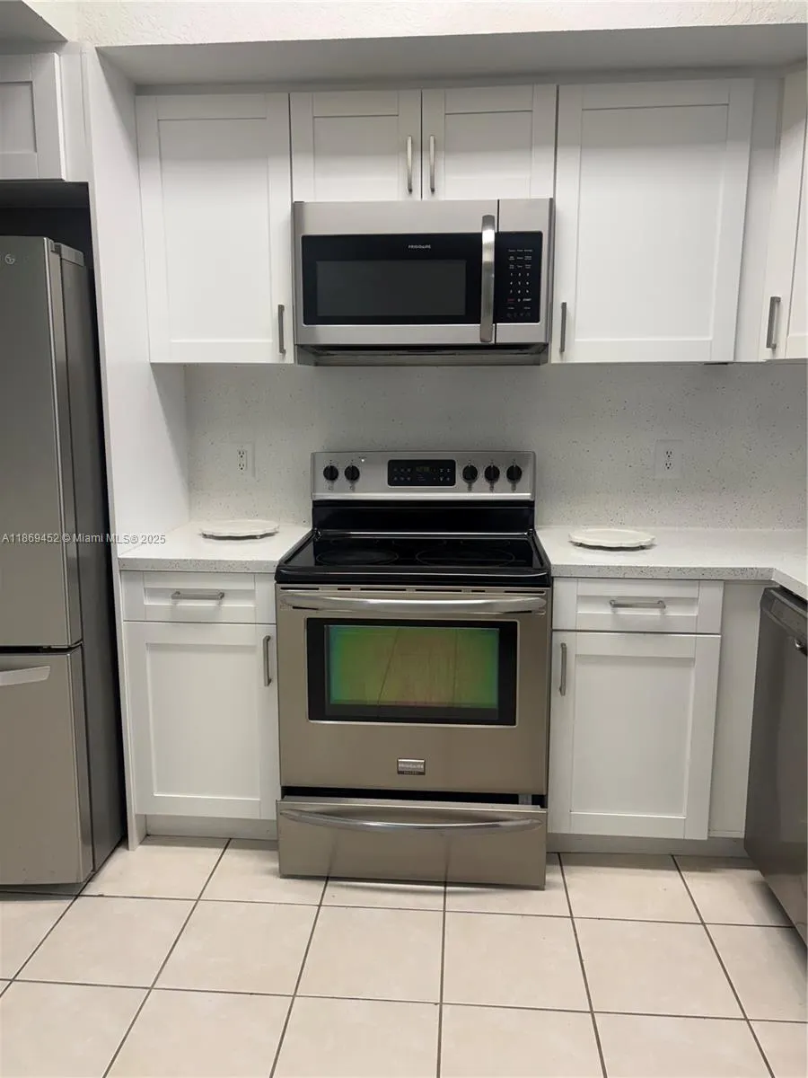 751 SW 148th Ave, #1006