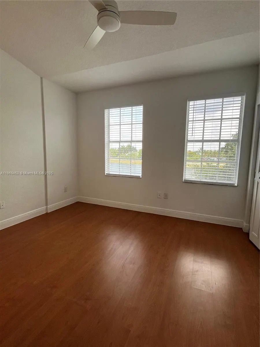 751 SW 148th Ave, #1006