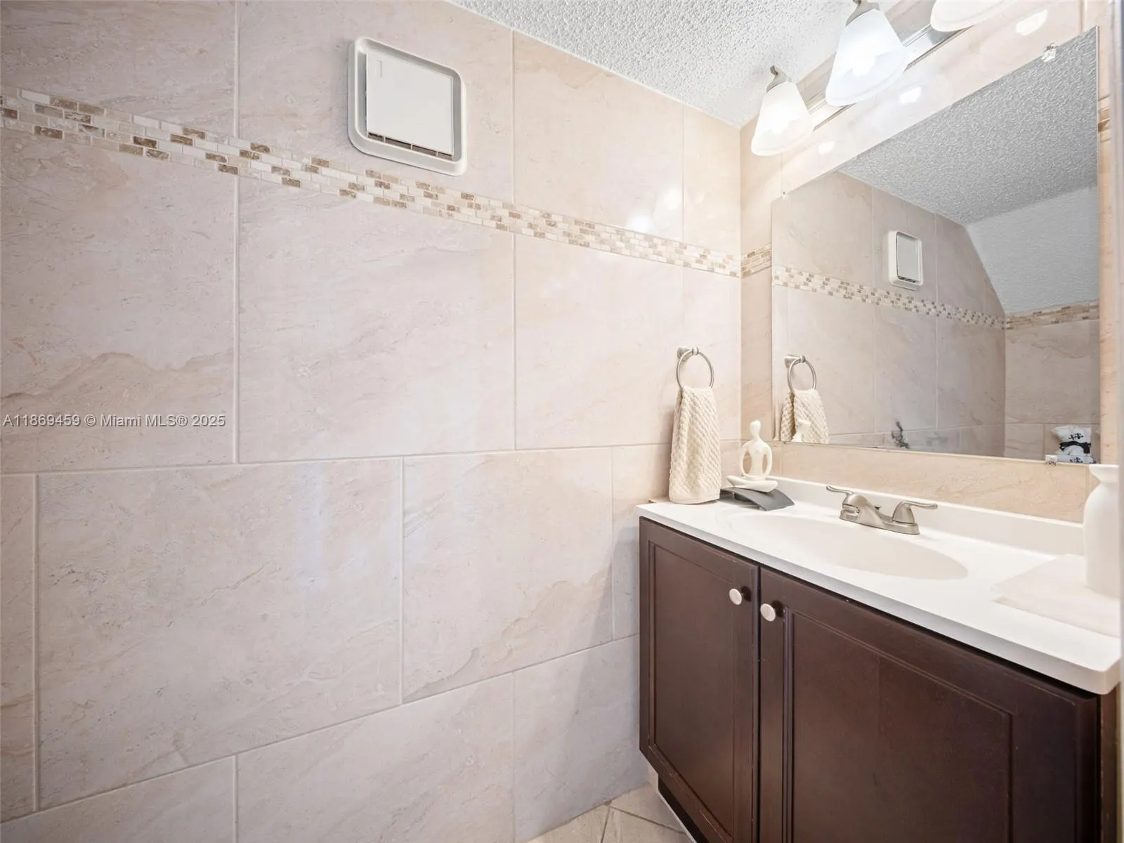 1340 NW 125th Ter