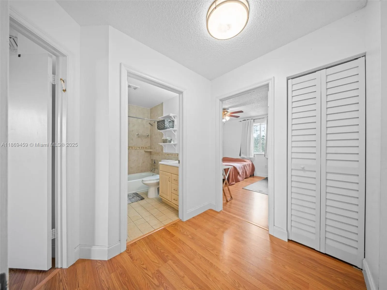 1340 NW 125th Ter