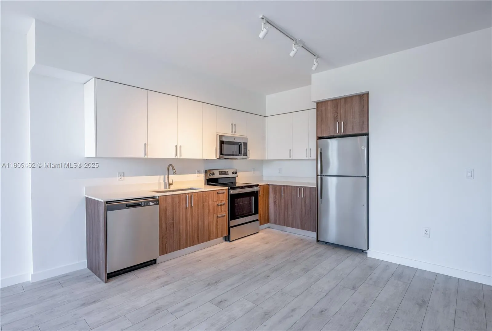 1080 NE 215th St, #01-403