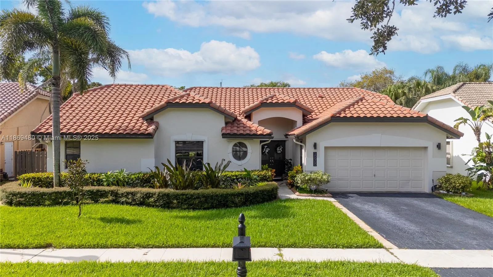 10900 NW 18th Ct