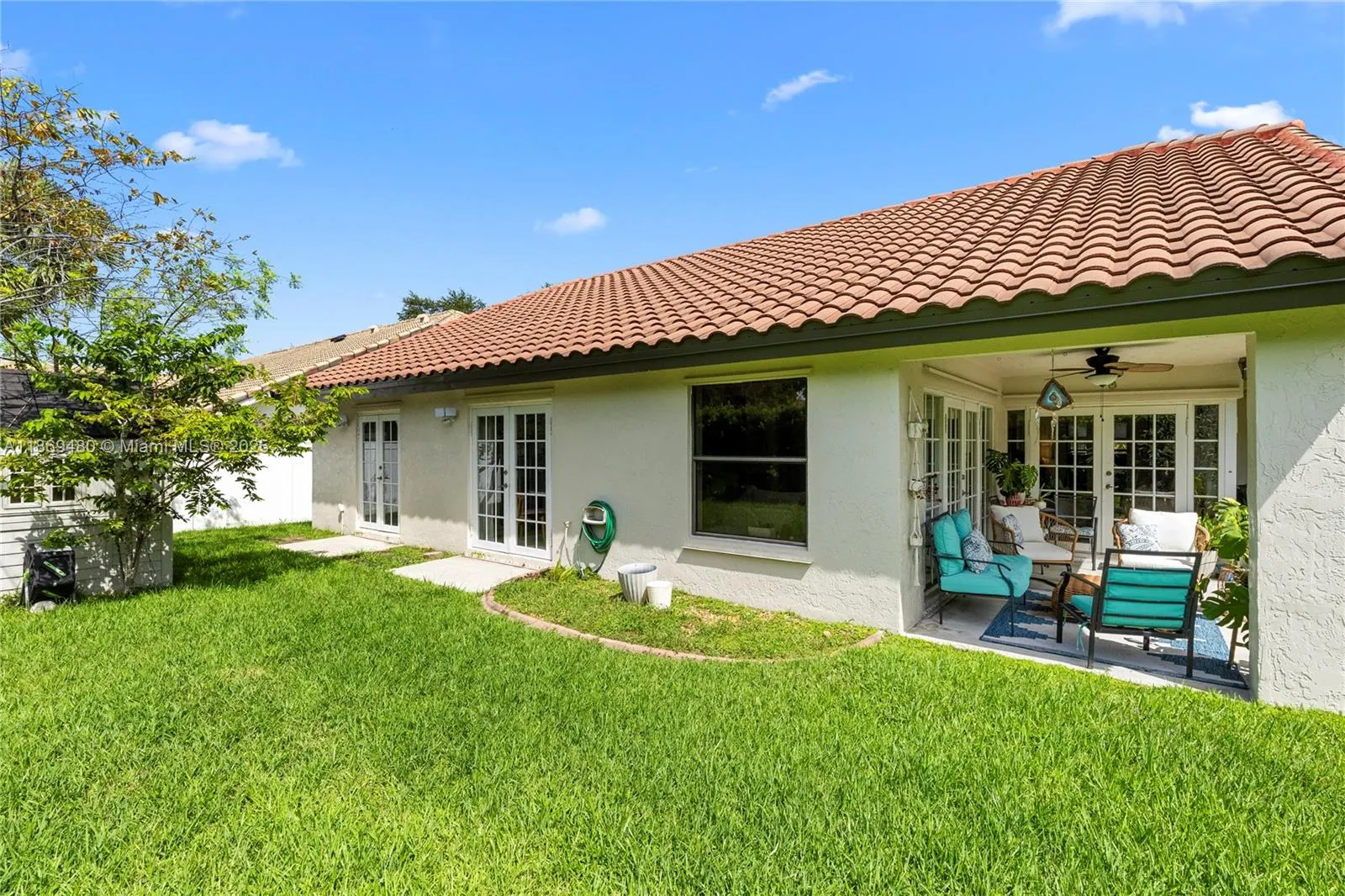 10900 NW 18th Ct