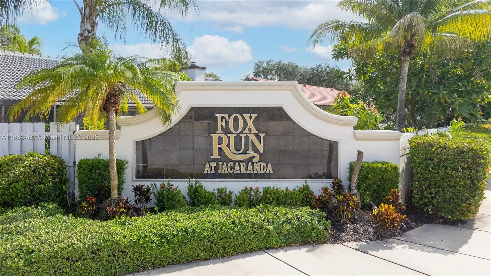 10900 NW 18th Ct