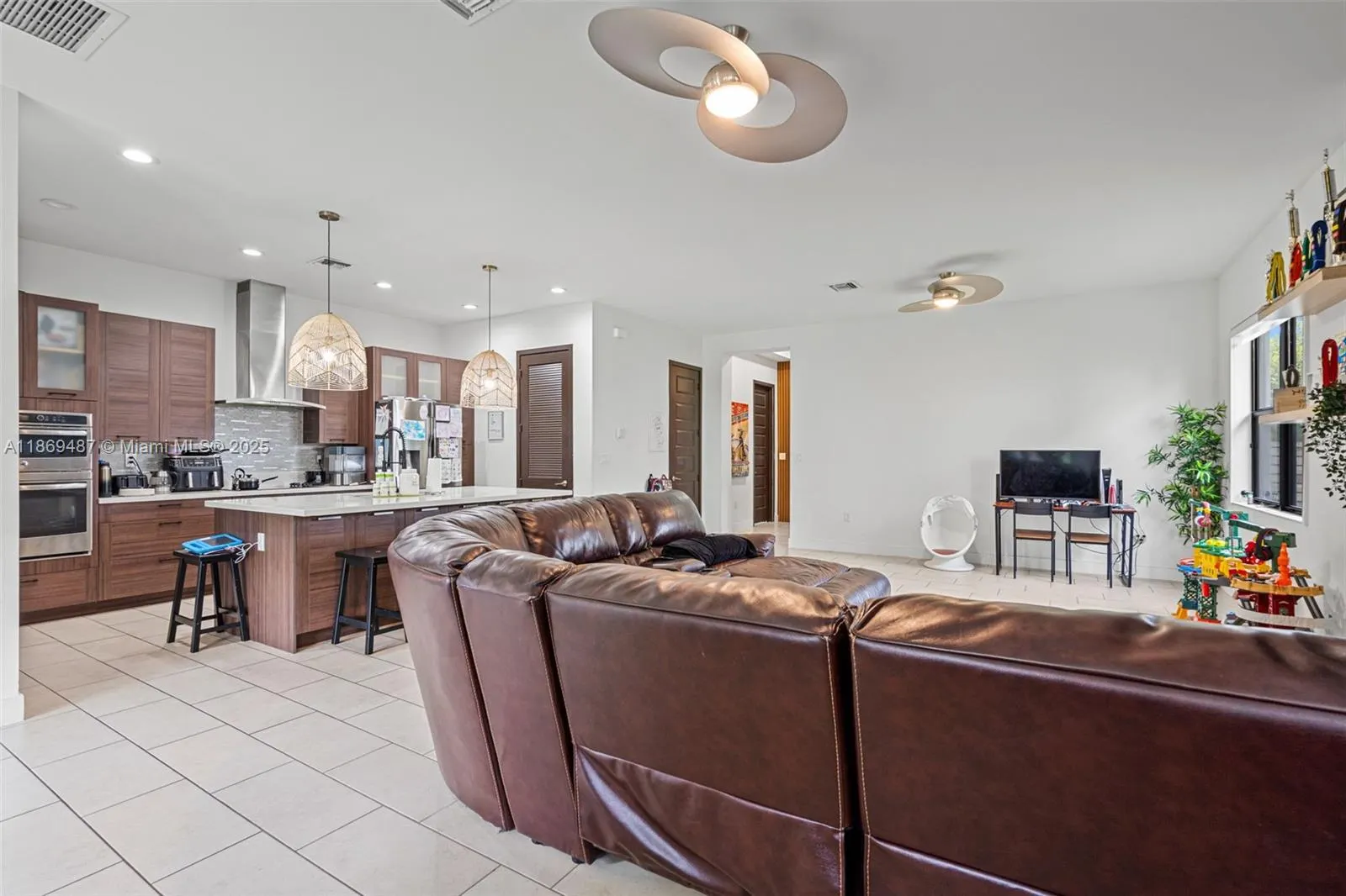 15877 SW 136th Way