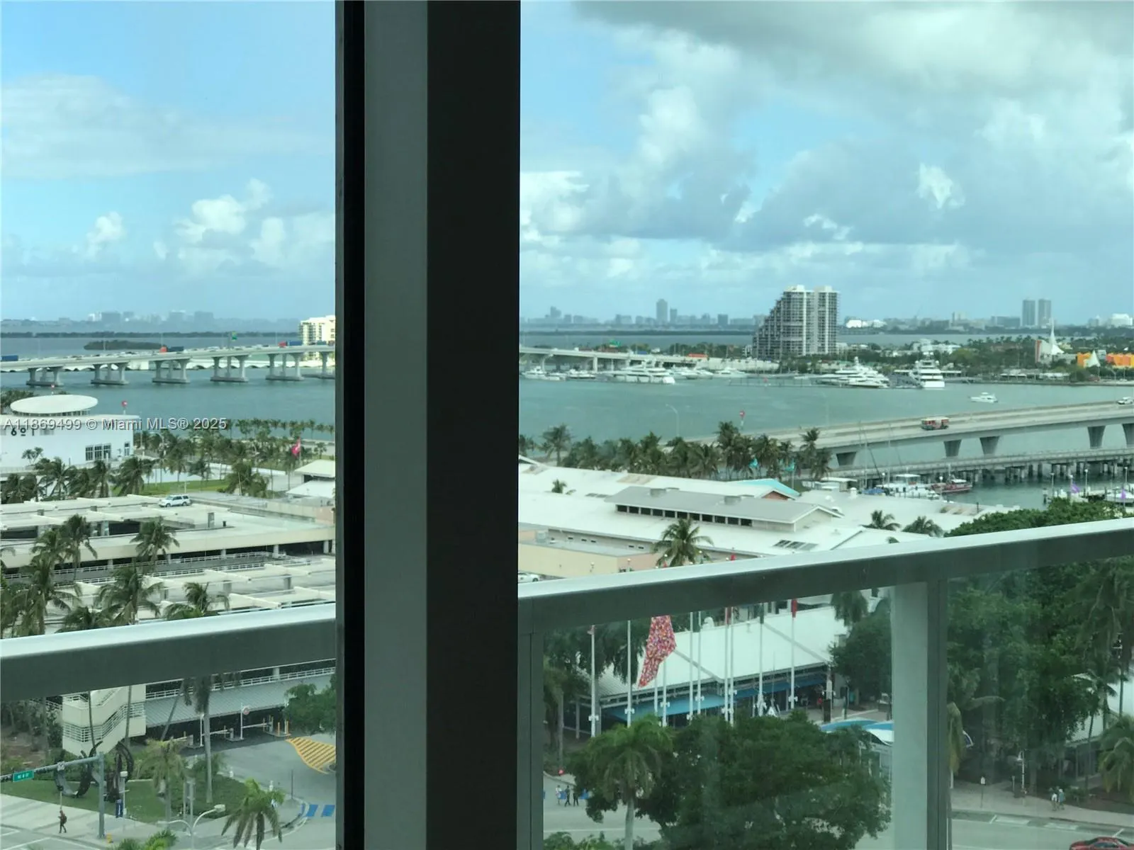 244 Biscayne Blvd, #1104