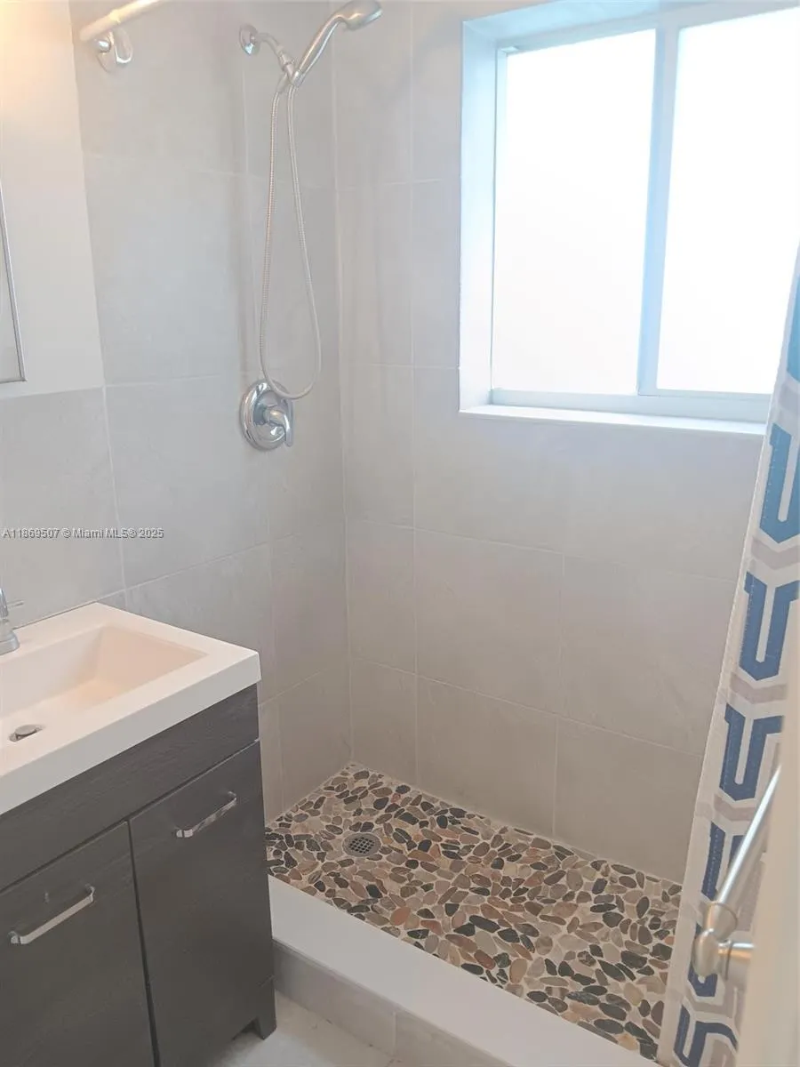 2334 Grant St, #2336