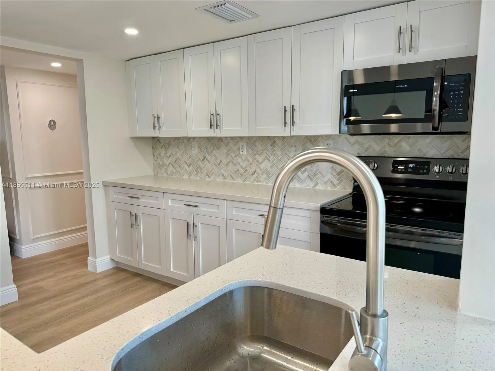 16546 NE 26th Ave, #3G