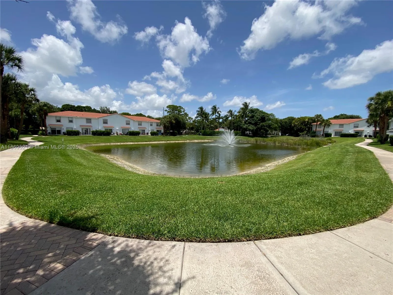 22159 Majestic Woods Way