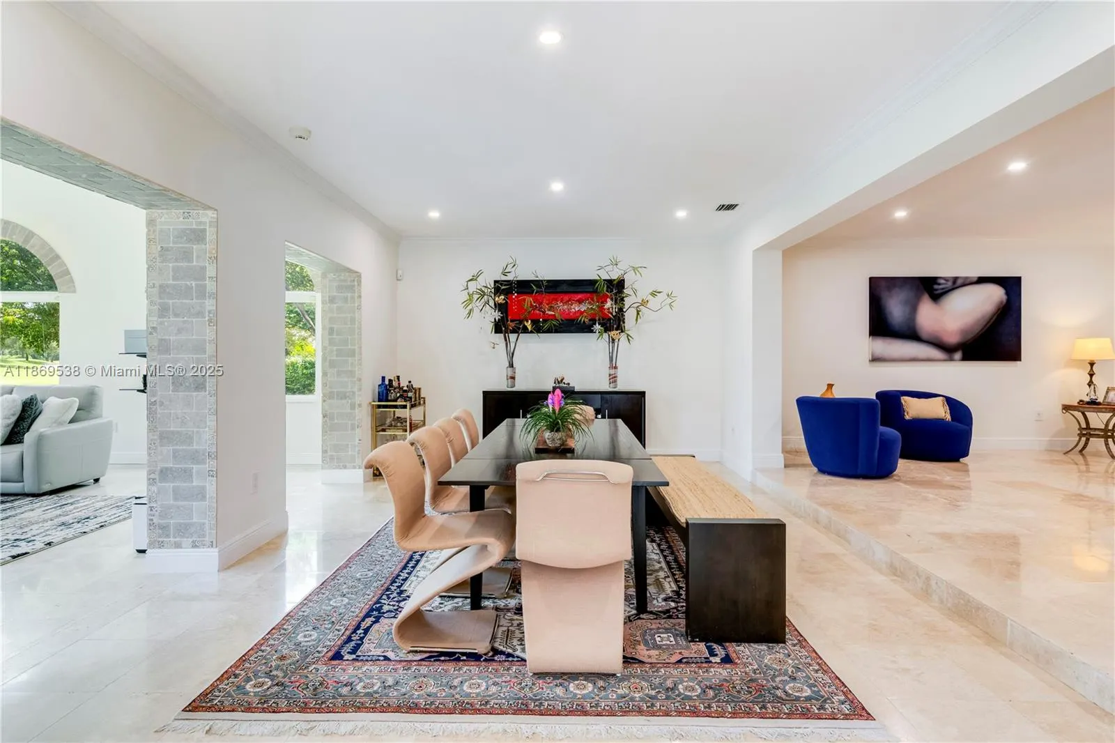4001 Santa Maria St