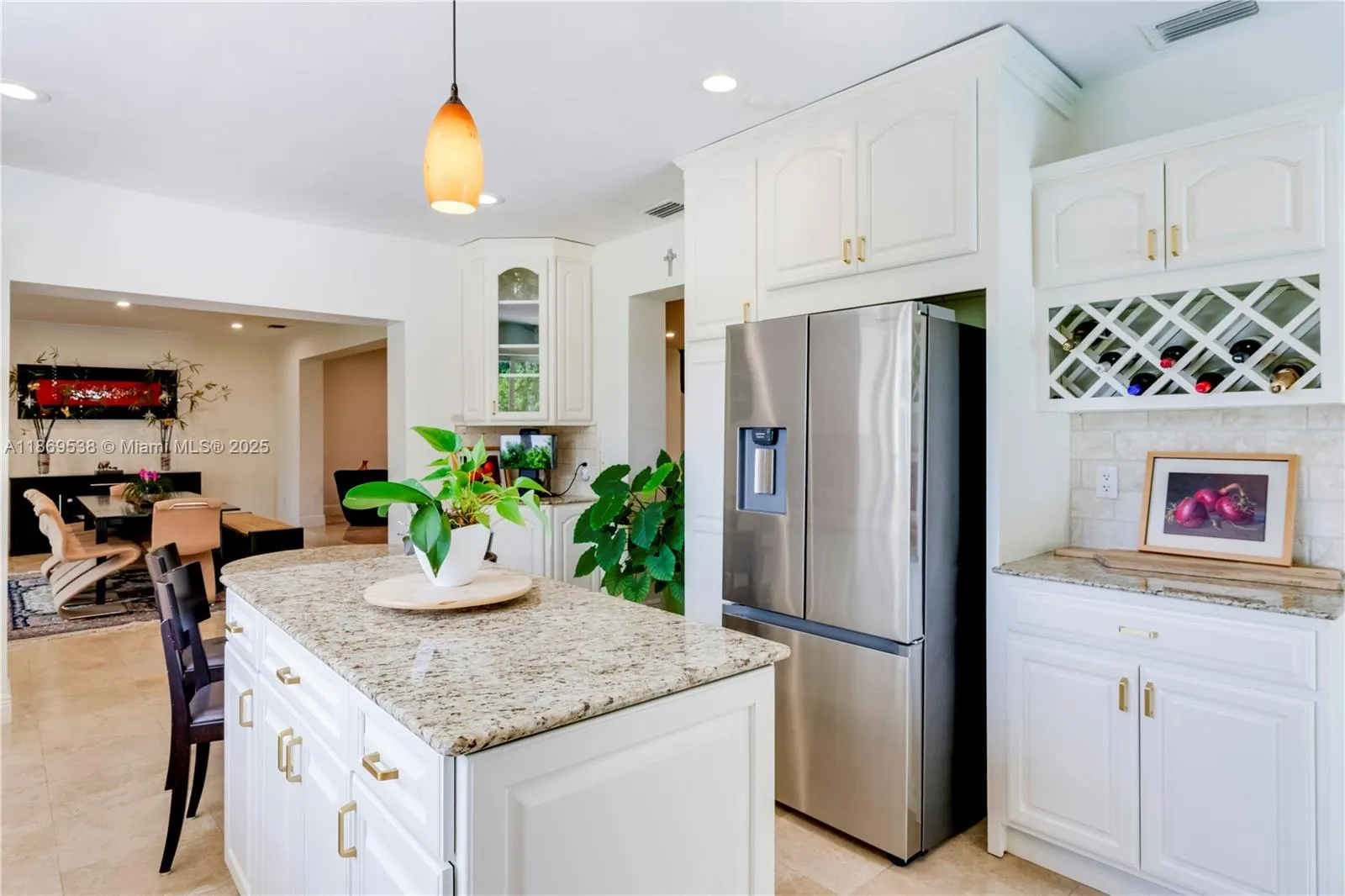 4001 Santa Maria St