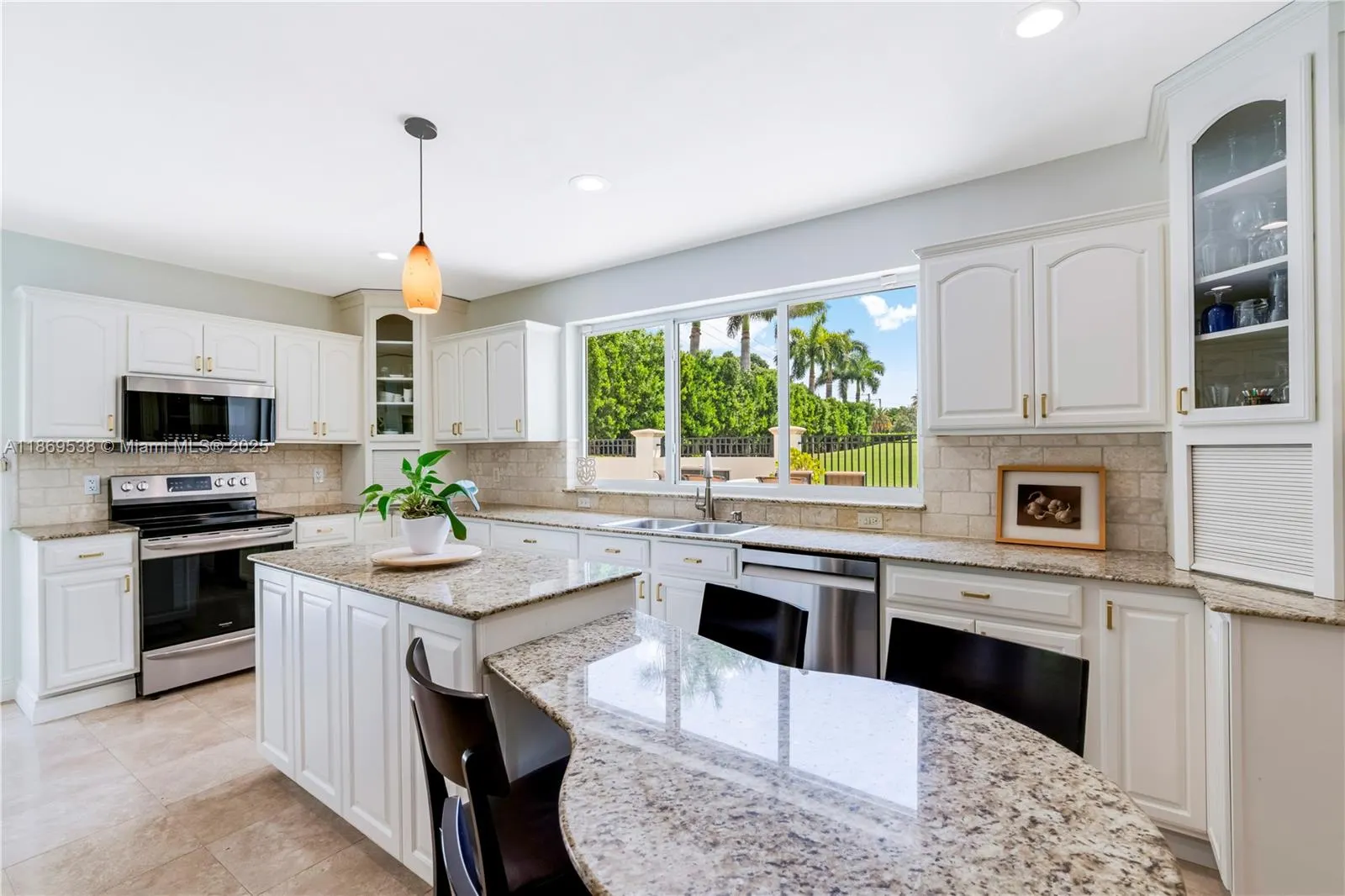4001 Santa Maria St