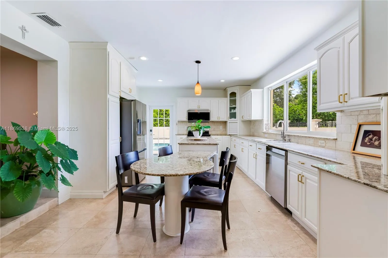 4001 Santa Maria St