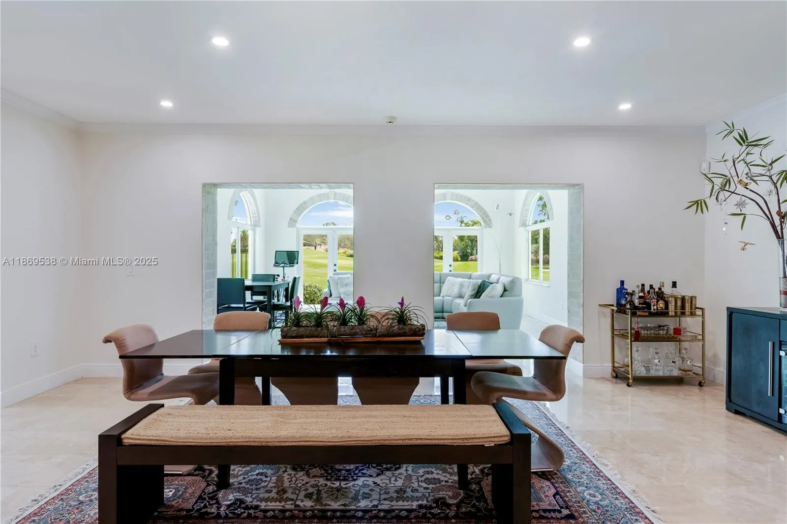 4001 Santa Maria St