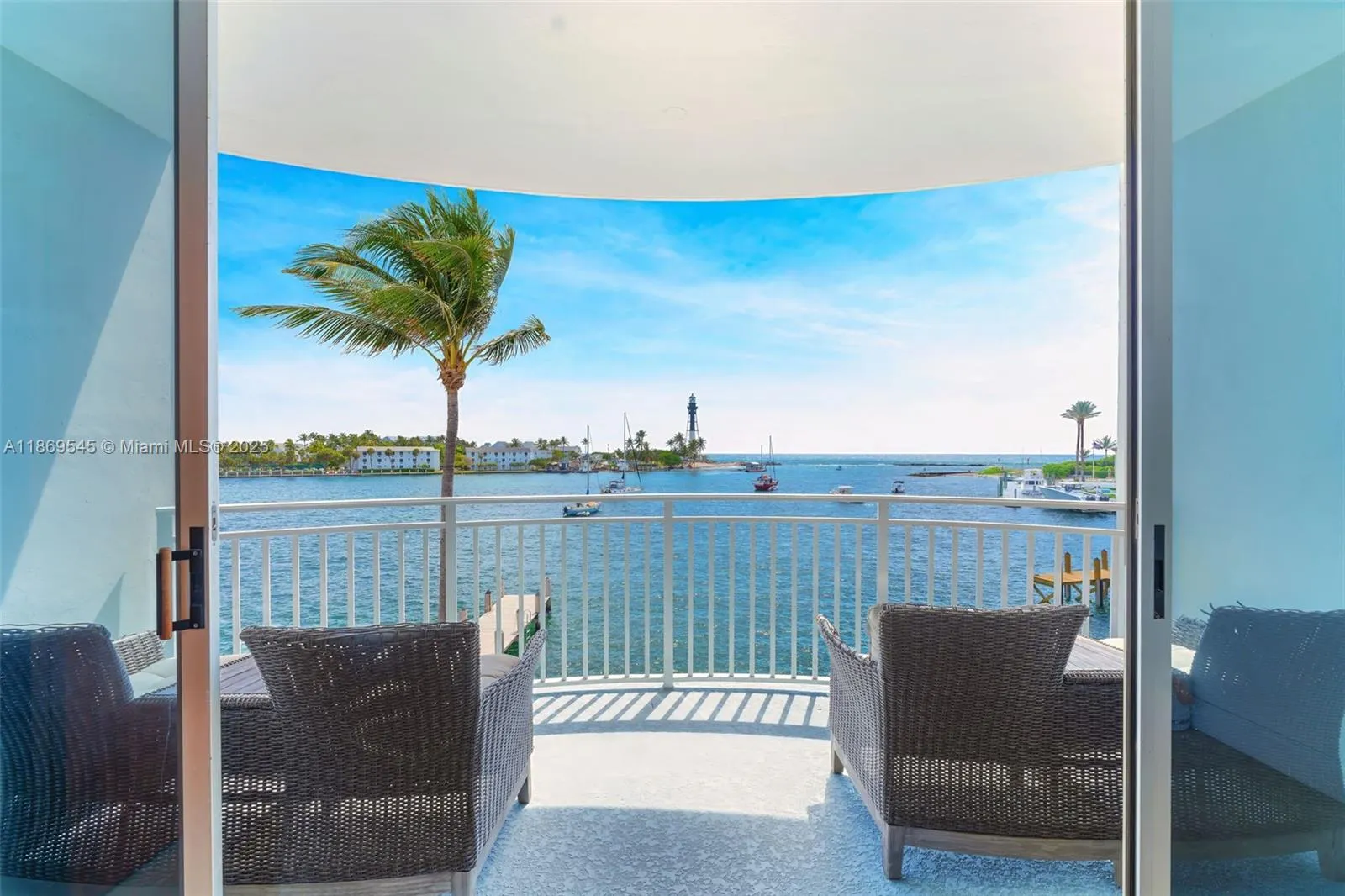 2508 Bay Dr, #305