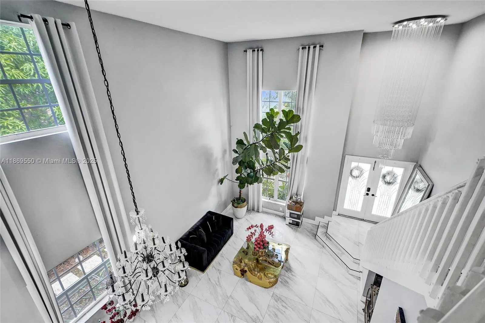 85 Gables Blvd