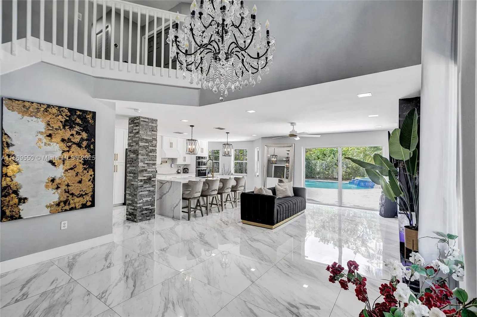 85 Gables Blvd
