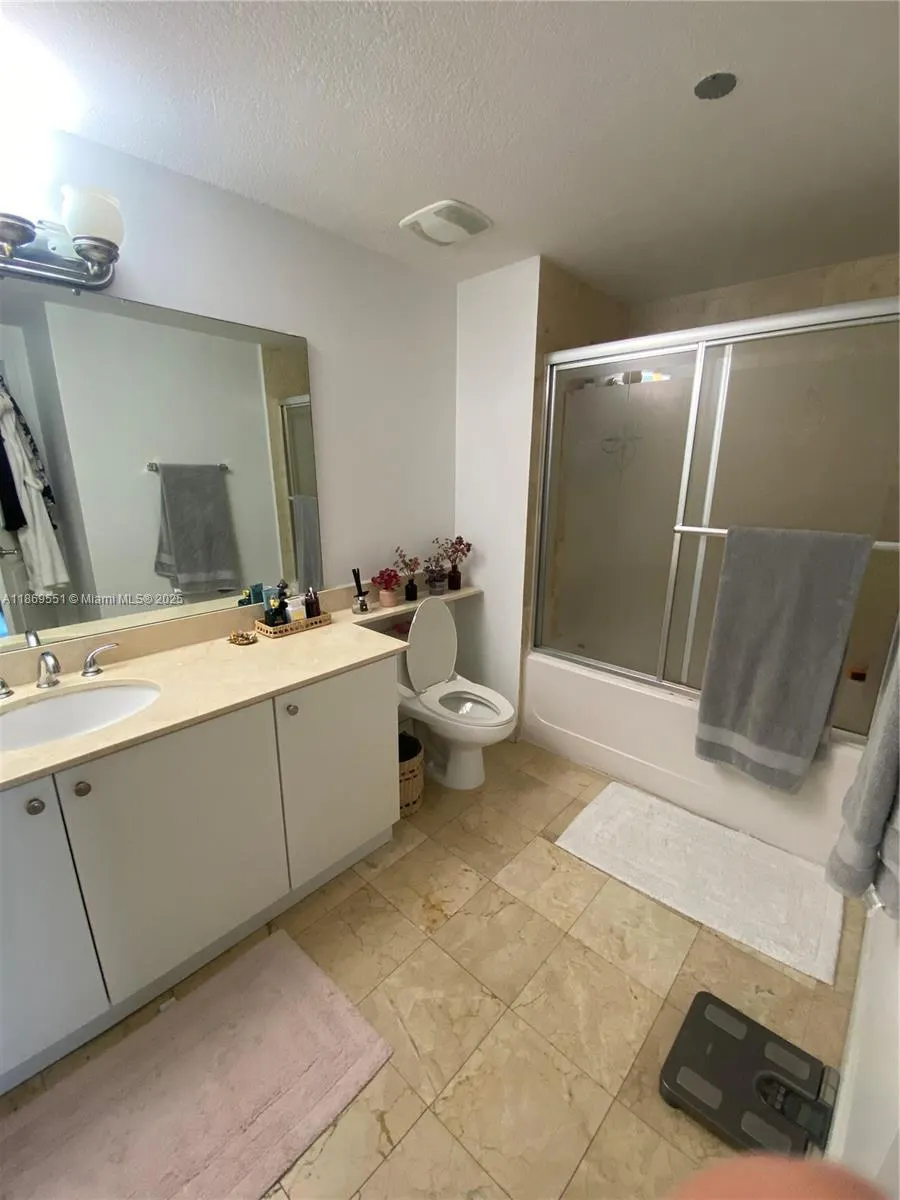 170 SE 14th St, #1908